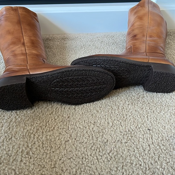 New Elile Boots - Picture 6 of 9